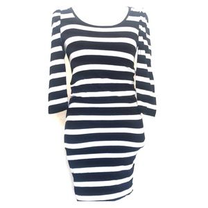 Beautiful simple mini dress. 2️⃣0️⃣➖